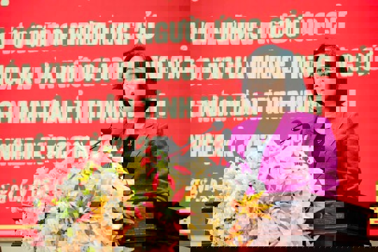 Phó Chủ tịch Quốc hội Nguyễn Thị Thanh dự Hội nghị tiếp xúc cử tri tại Ninh Bình