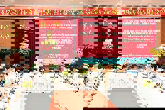 Chủ tịch Quốc hội Trần Thanh Mẫn làm việc với Ủy ban Bầu cử tỉnh Đồng Nai