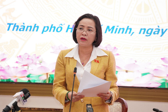 Phó Chủ tịch Quốc hội Nguyễn Thị Thanh giám sát công tác chuẩn bị bầu cử